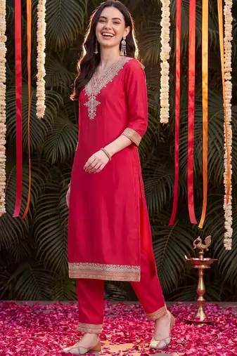 Women Ethnic Motifs Embroidered Regular Thread Work Kurta with Trousers
