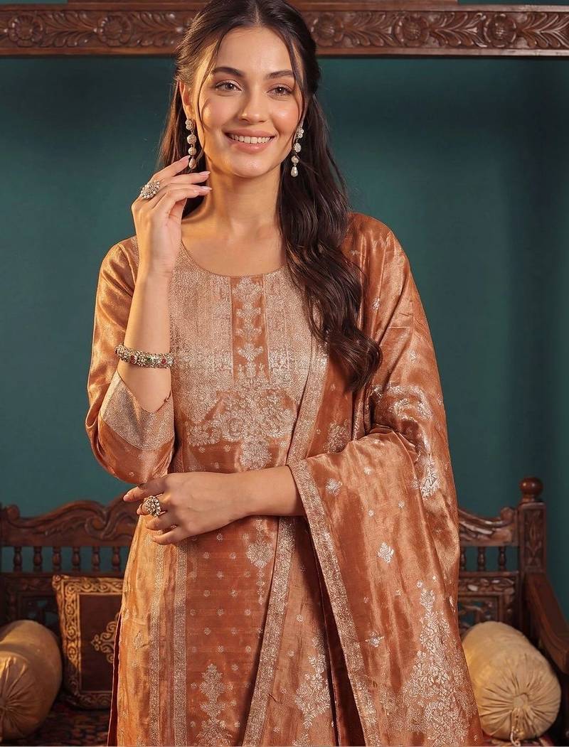 Women Regular Kurta with Trousers & With Dupatta