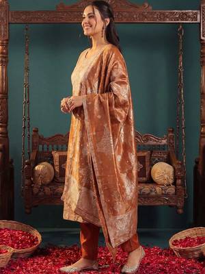 Women Regular Kurta with Trousers & With Dupatta 3