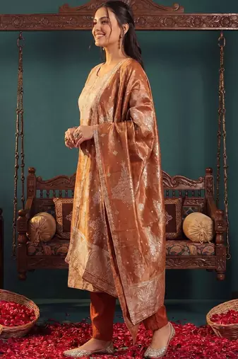 Women Regular Kurta with Trousers & With Dupatta