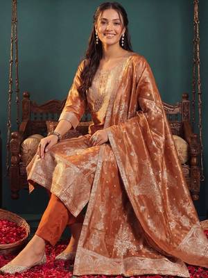Women Regular Kurta with Trousers & With Dupatta 5
