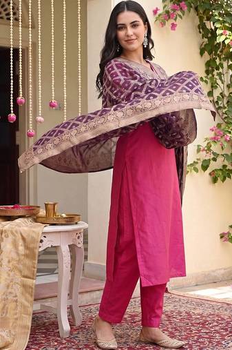 Women Ethnic Motifs Embroidered Regular Thread Work Kurta with Trousers & With Dupatta