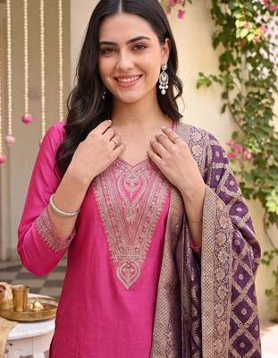 Women Ethnic Motifs Embroidered Regular Thread Work Kurta with Trousers & With Dupatta 2