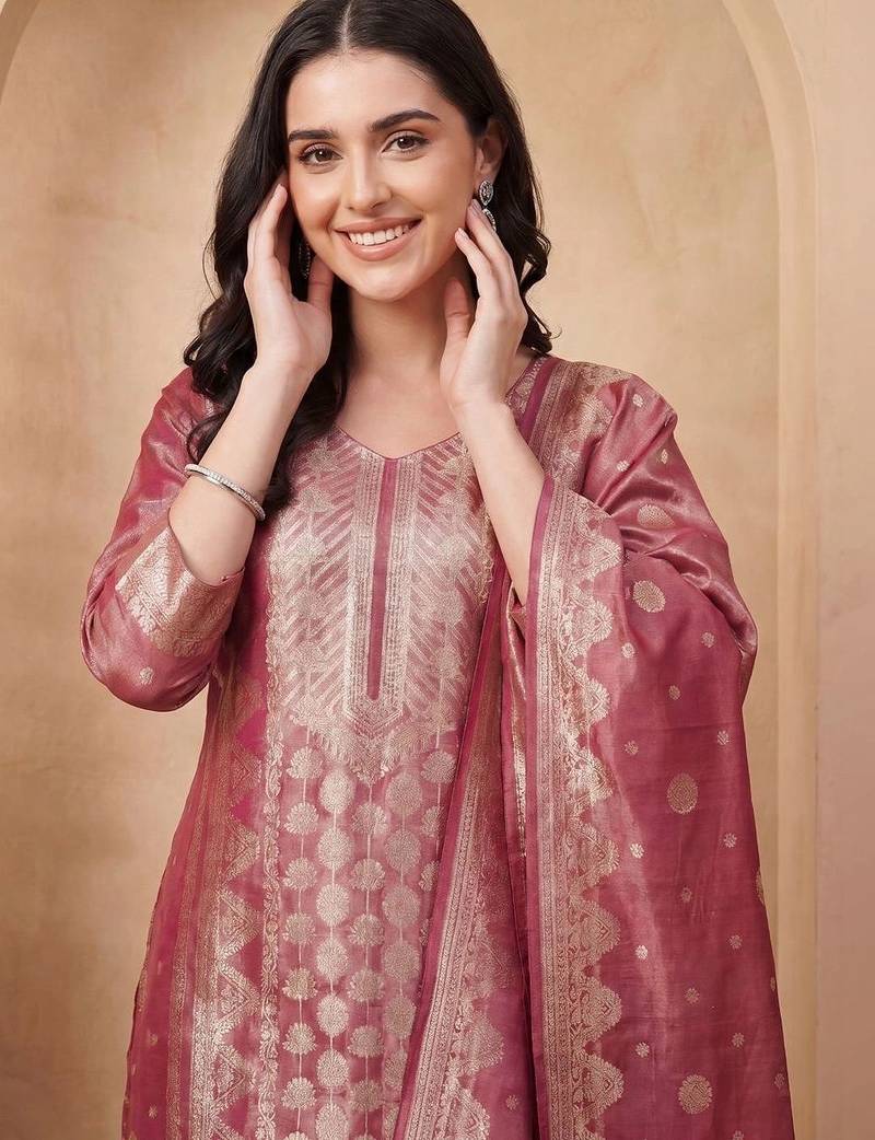 Women Ethnic Motifs Regular Kurta with Trousers & With Dupatta