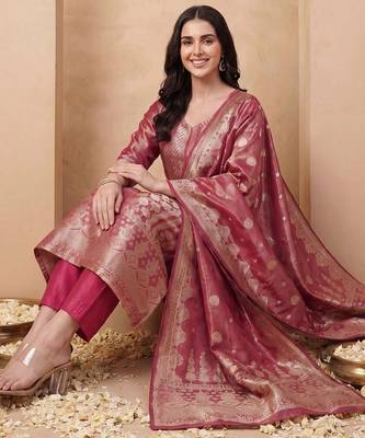 Women Ethnic Motifs Regular Kurta with Trousers & With Dupatta 5