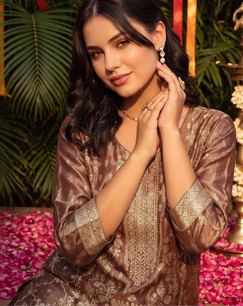 Women Ethnic Motifs Regular Kurta with Trousers & With Dupatta
