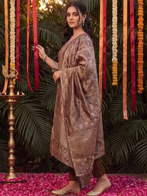 Women Ethnic Motifs Regular Kurta with Trousers & With Dupatta 3