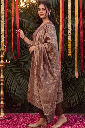 Women Ethnic Motifs Regular Kurta with Trousers & With Dupatta