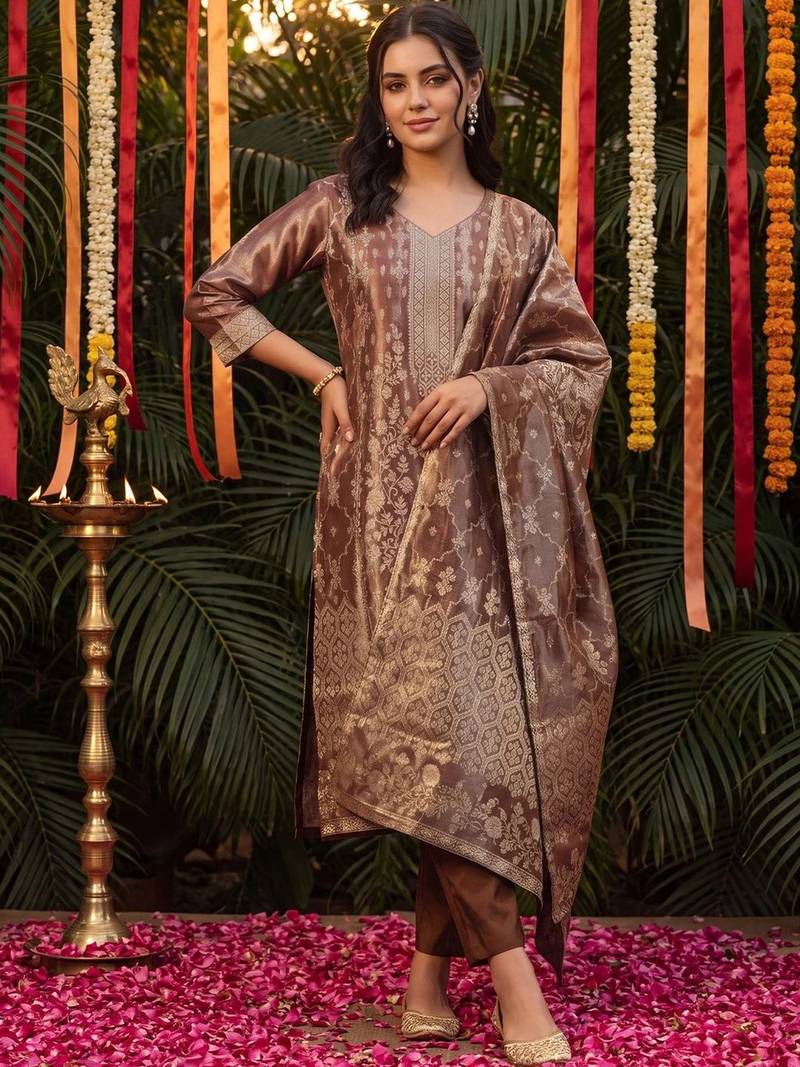 Women Ethnic Motifs Regular Kurta with Trousers & With Dupatta
