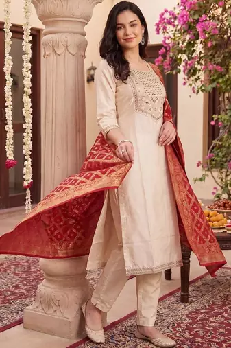 Women Ethnic Motifs Embroidered Regular Thread Work Kurta with Trousers & With Dupatta