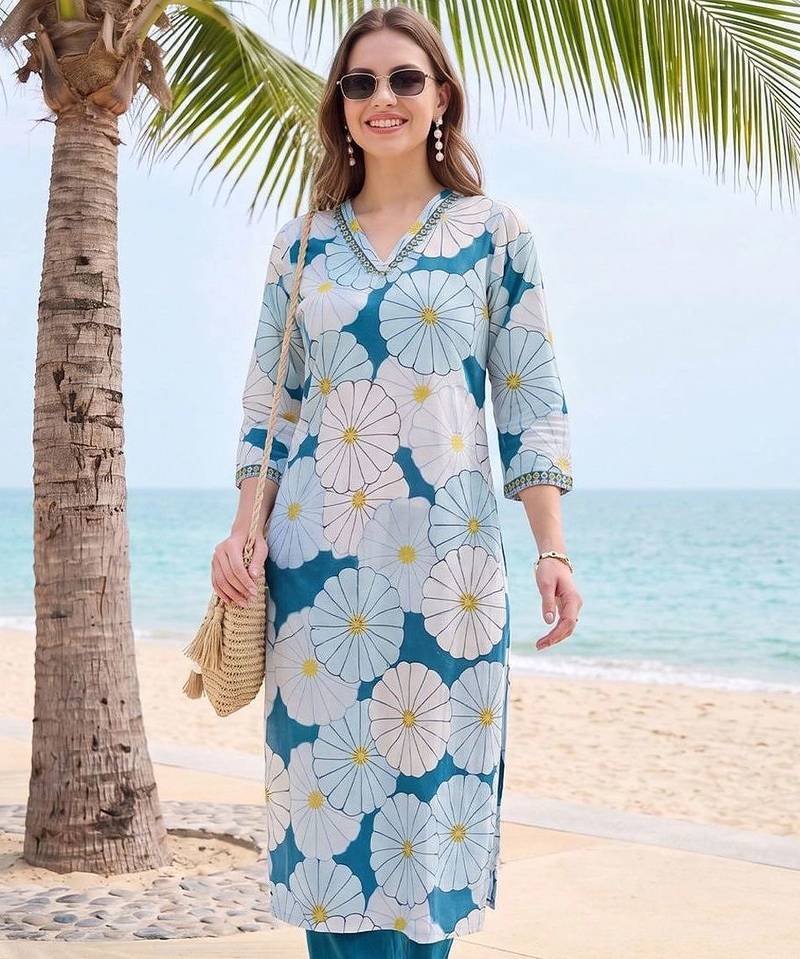 Women Floral Printed Regular Pure Cotton Kurta with Trousers
