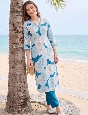 Women Floral Printed Regular Pure Cotton Kurta with Trousers 3