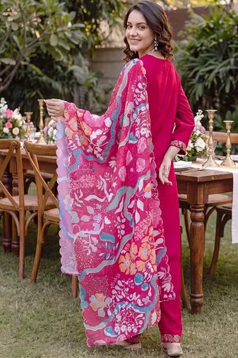 Women Ethnic Motifs Embroidered Regular Thread Work Kurta with Trousers & With Dupatta