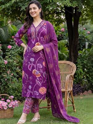 Women Floral Printed Regular Pure Cotton Kurta with Trousers & With Dupatta 1