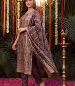 Women Ethnic Motifs Regular Kurta with Trousers & With Dupatta