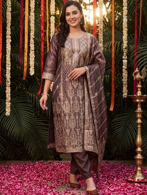 Women Ethnic Motifs Regular Kurta with Trousers & With Dupatta 6