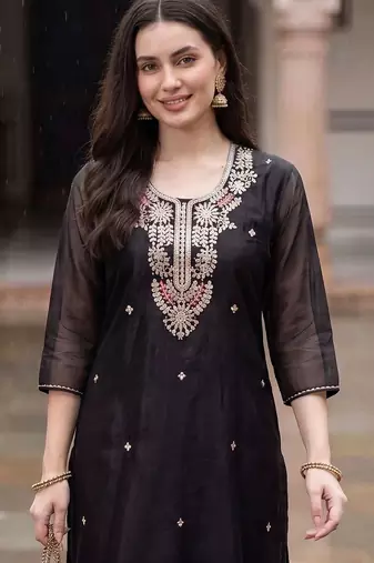 Women Ethnic Motifs Embroidered Regular Thread Work Kurta with Trousers & With Dupatta