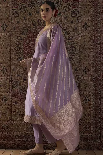 Women Ethnic Motifs Embroidered Regular Thread Work Kurta with Trousers & With Dupatta