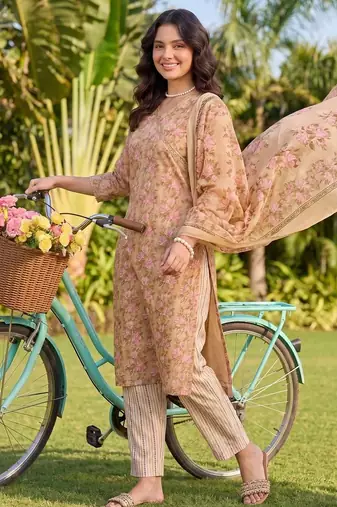 Women Floral Printed Regular Pure Cotton Kurta with Trousers & With Dupatta