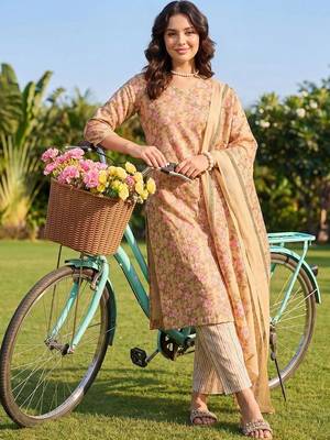 Women Floral Printed Regular Pure Cotton Kurta with Trousers & With Dupatta 6