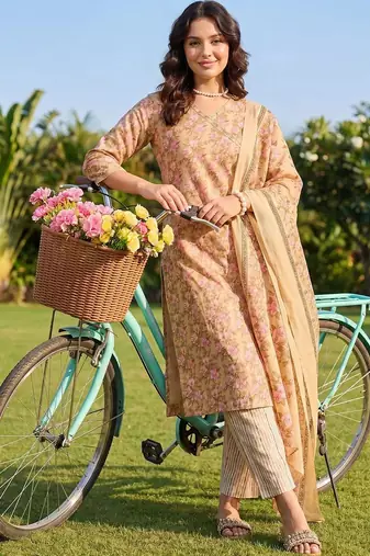 Women Floral Printed Regular Pure Cotton Kurta with Trousers & With Dupatta