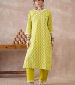 Women Printed Regular Pure Cotton Kurta with Trousers & With Dupatta