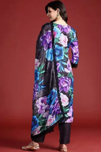 Women Floral Printed Regular Kurta with Trousers & With Dupatta