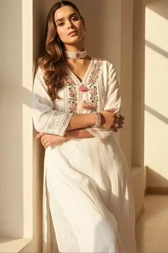 Women Ethnic Motifs Embroidered Regular Mirror Work Pure Cotton Kurta with Trousers & With Dupatta