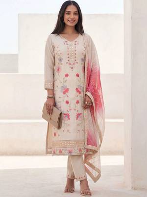 Women Floral Embroidered Regular Mirror Work Kurta with Trousers & With Dupatta 1