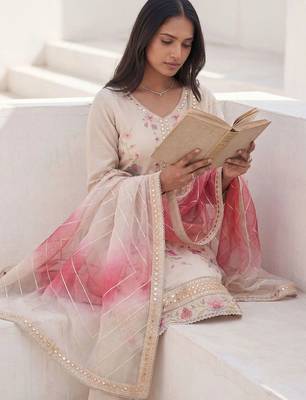 Women Floral Embroidered Regular Mirror Work Kurta with Trousers & With Dupatta 5