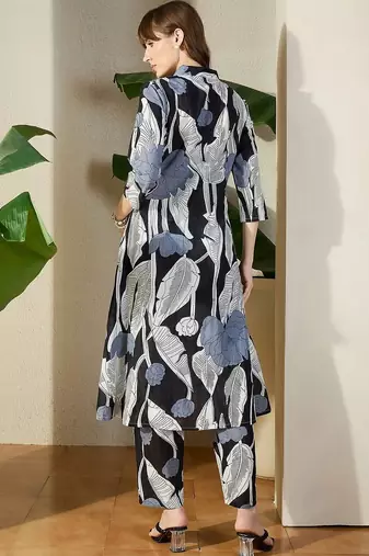 Women Floral Printed Regular Pure Cotton Kurta with Trousers