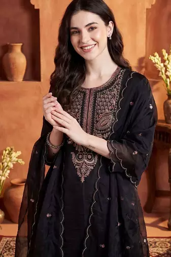 Women Ethnic Motifs Embroidered Regular Thread Work Pure Cotton Kurta with Trousers & With Dupatta