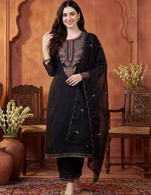 Women Ethnic Motifs Embroidered Regular Thread Work Pure Cotton Kurta with Trousers & With Dupatta 6