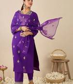 Women Ethnic Motifs Embroidered Regular Kurta with Trousers & With Dupatta