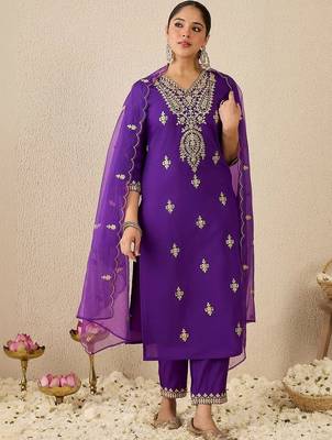 Women Ethnic Motifs Embroidered Regular Kurta with Trousers & With Dupatta 6