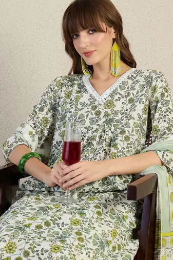 Floral Printed Empire Pure Cotton Kurta With Trousers & Dupatta