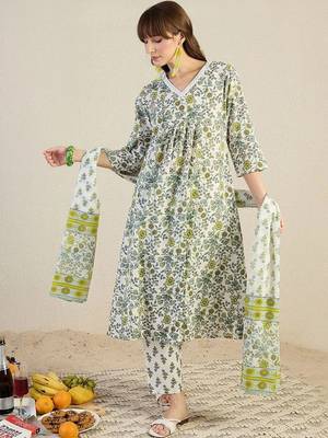 Floral Printed Empire Pure Cotton Kurta With Trousers & Dupatta 5