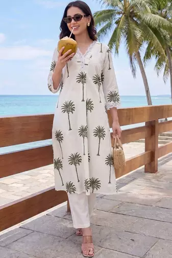 Women Ethnic Motifs Printed Regular Pure Cotton Kurta with Trousers