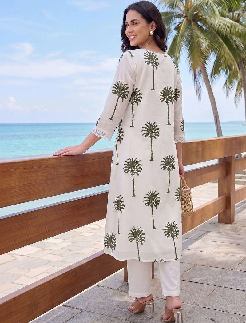 Women Ethnic Motifs Printed Regular Pure Cotton Kurta with Trousers