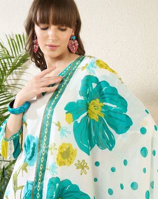 Women Floral Printed Regular Pure Cotton Kurta with Trousers & With Dupatta 3
