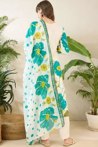 Women Floral Printed Regular Pure Cotton Kurta with Trousers & With Dupatta