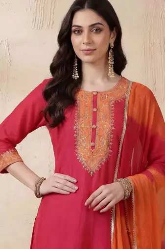 Women Ethnic Motifs Embroidered Regular Thread Work Kurta with Trousers & With Dupatta