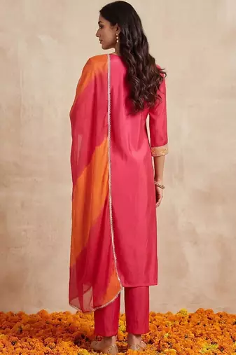 Women Ethnic Motifs Embroidered Regular Thread Work Kurta with Trousers & With Dupatta
