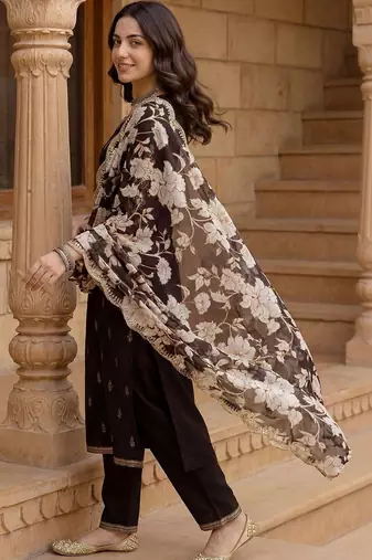 Women Ethnic Motifs Embroidered Regular Thread Work Kurta with Trousers & With Dupatta