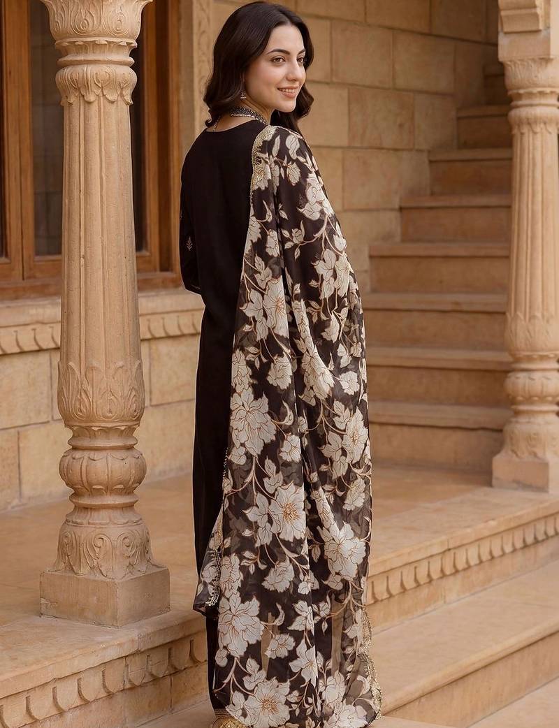 Women Ethnic Motifs Embroidered Regular Thread Work Kurta with Trousers & With Dupatta