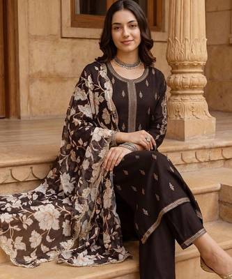 Women Ethnic Motifs Embroidered Regular Thread Work Kurta with Trousers & With Dupatta 5