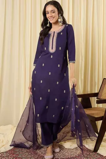 Women Ethnic Motifs Embroidered Regular Thread Work Kurta with Trousers & With Dupatta