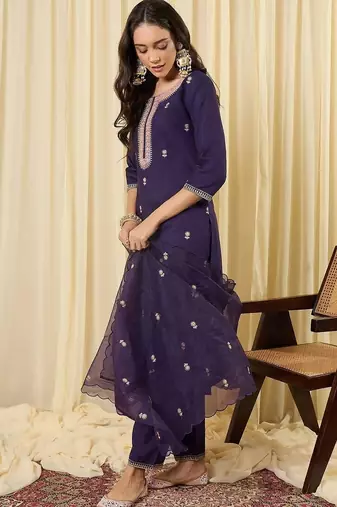 Women Ethnic Motifs Embroidered Regular Thread Work Kurta with Trousers & With Dupatta