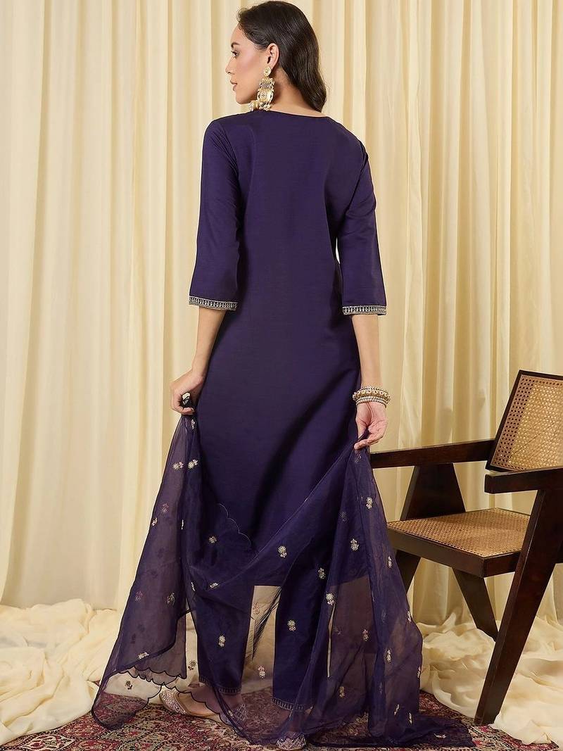 Women Ethnic Motifs Embroidered Regular Thread Work Kurta with Trousers & With Dupatta