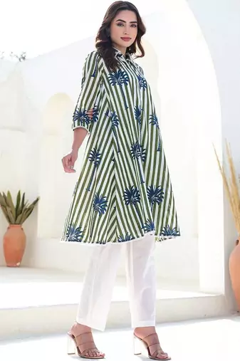Women Printed Regular Pure Cotton Kurta with Trousers